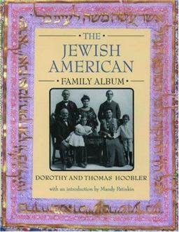 Jewish American Family Album  9780195124170 Front Cover