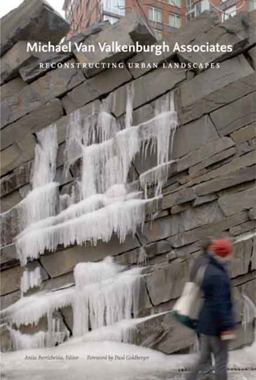 Michael Van Valkenburgh Associates Reconstructing Urban Landscapes  9780300135855 Front Cover