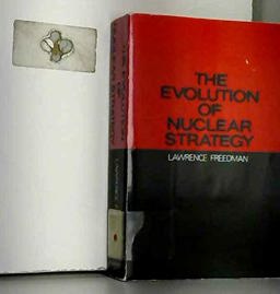 Evolution of Nuclear Strategy  9780312272708 Front Cover