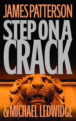 Step on a Crack  9780316013949 Front Cover