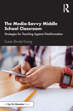 Media-Savvy Middle School Classroom  9780367420796 Front Cover
