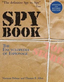 Spy Book The Encyclopedia of Espionage  9780375702495 Front Cover
