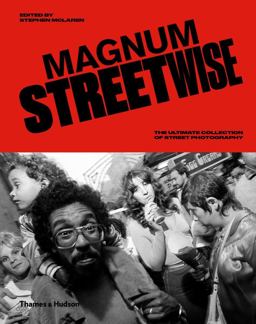 Magnum Streetwise: 2019 9780500545072 Front Cover