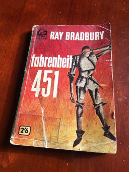 Fahrenheit 451