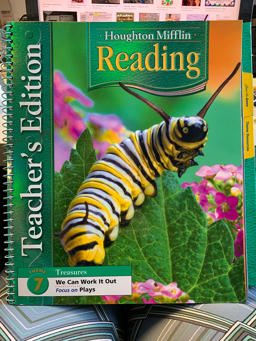 HMR Teacher's Edition Theme 7 L1 06