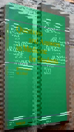 Questions and Answers in Medicine for Students Questions and Answers in Medicine for Students