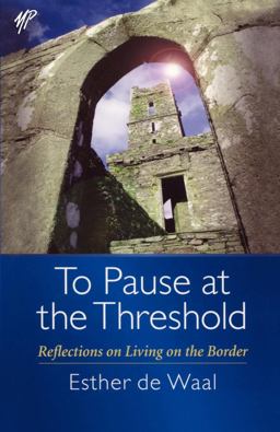 To Pause at the Threshold  9780819219893 Front Cover