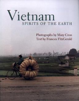 Vietnam Spirits of the Earth  9780821227428 Front Cover