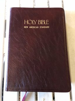 Giant Print Personal Reference Bible