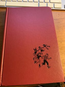 Encyclopedia Brown Takes the Case