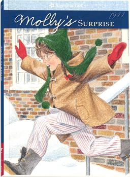 Molly's Surprise A Christmas Story  9780937295250 Front Cover