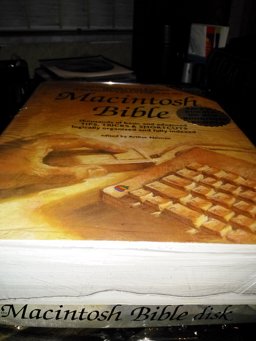 The Macintosh Bible Book-Disc Combination