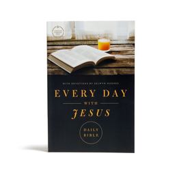 CSB Every Day with Jesus Daily Bible, Trade Paper Edition
