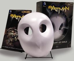 Batman: the Court of Owls Mask and Book Set (the New 52)