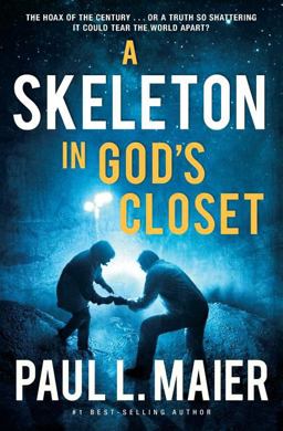 Skeleton in God's Closet  9781401687120 Front Cover