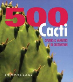 500 Cacti Species and Varieties in Cultivation  9781554072613 Front Cover
