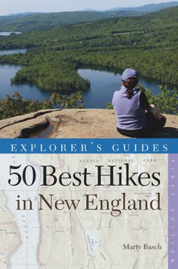 Explorer's Guide 50 Best Hikes in New England  9781581571950 Front Cover