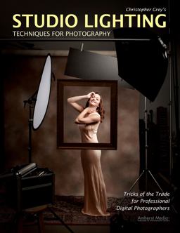 Studio Lighting Techniques for Photography  9781584282716 Front Cover