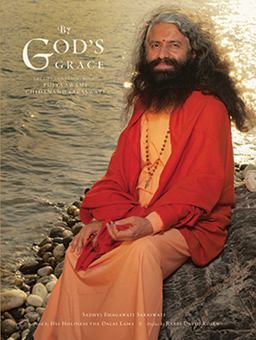 By God's Grace The Life and Teachings of Pujya Swami Chidanand Saraswati  9781608871414 Front Cover