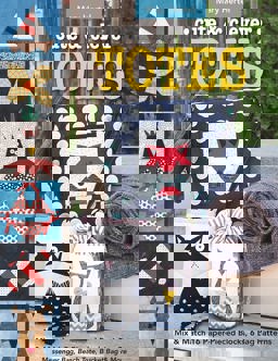 Cute and Clever Totes Mix and Match 16 Paper-Pieced Blocks, 6 Bag Patterns * Messenger Bag, Beach Tote, Bucket Bag and More  9781617454486 Front Cover