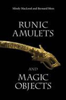 Runic Amulets and Magic Objects  9781843832058 Front Cover