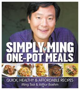 Simply Ming in Your Kitchen 80 Recipes to Watch, Learn, Cook and Enjoy  9781906868734 Front Cover