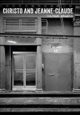 Christo and Jeanne-claude: In/Out Studio  9781938922510 Front Cover