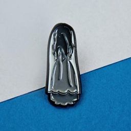 Llorona Enamel Pin 2018 9781947971011 Front Cover